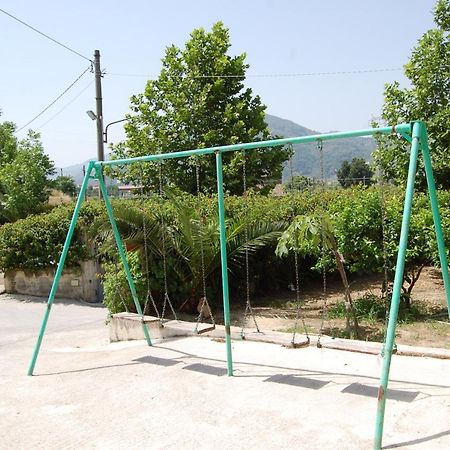 Agriturismo Parra Santa Lucia del Mela Kültér fotó