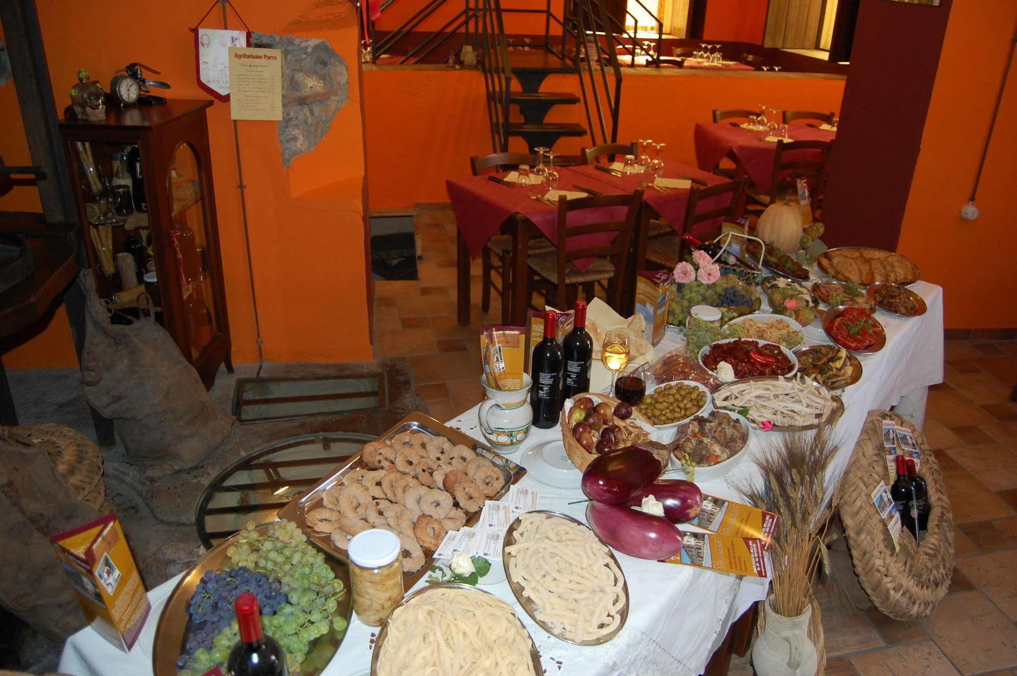 Agriturismo Parra Santa Lucia del Mela Kültér fotó